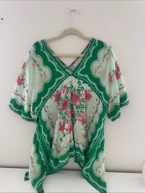 Free People Floral V-Neck Green Women's Top xl